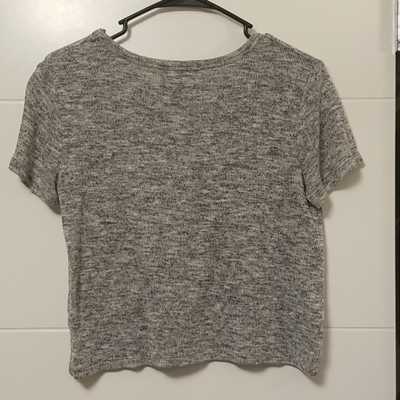 Crop top - Picture 4 of 4